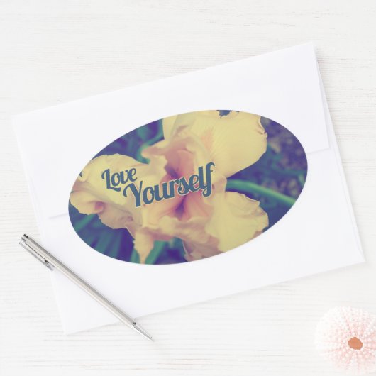 Hou van jezelf iris ovale sticker (Envelop)
