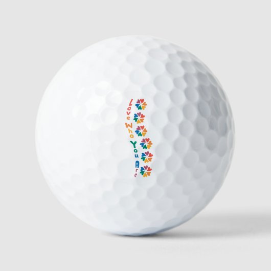 Hou van wie je bent - Rainbow Lettering Golfballen (Voorkant)