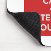 Houd Calm en verwijder uw bronnen Mousepad Muismat (Hoek)