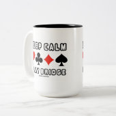 Houd Calm Play Bridge (Vier kaartsleuven) Tweekleurige Koffiemok (Voorkant links)