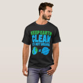 Houd de aarde schoon het is niet Uranus grappige a T-shirt (Voorkant volledig)