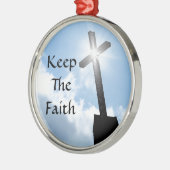 Houd het Faith Kruis op de blauwe hemel Metalen Ornament (Links)