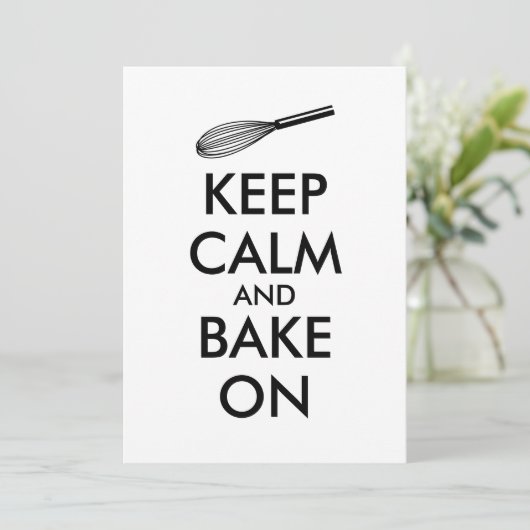 Houd kalm en bake op de uitnodigingen (Staand voorkant)