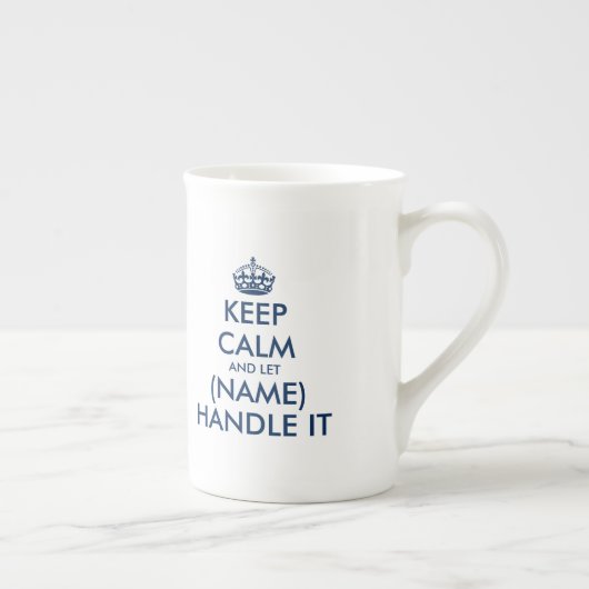 Houd kalm en behandel het 10 ounce gebogen lippenm porselein kop (Rechts)