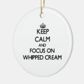 Houd kalm en concentreer me op Verplette Cream Keramisch Ornament (Links)