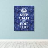 Houd kalm en heb Jouw tekst Navy Digital Camo Canvas Afdruk (Insitu (Houten vloer))