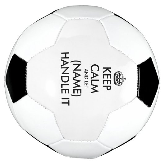 Houd kalm en laat (naam) het leuke voetbal aan. (Gedraaid)