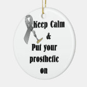 Houd kalm en zet uw prothese aan keramisch ornament (Links)