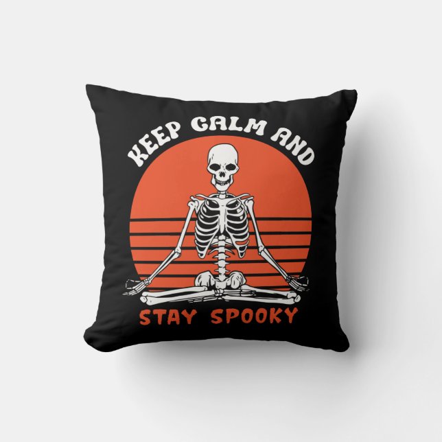 Houd kalm om spektakel Yoga Pose Skeleton Hallowee Kussen (Voorkant)