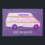 HOUD ROLLIN Retro Campervan Motorhome RV Paars Theedoek<br><div class="desc">Decoreer je keuken met deze coole handdoek. Het maakt een geweldige huisopwarming of een cadeau ter gelegenheid van de verjaardag! U kunt het aanpassen en tekst ook toevoegen. Bekijk mijn winkel voor nog veel meer kleuren en patronen,  plus bijpassende keukenspullen!</div>