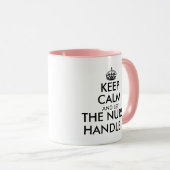 Houd rustig en laat de verpleegkundige het koffieh mok (Voorkant rechts)