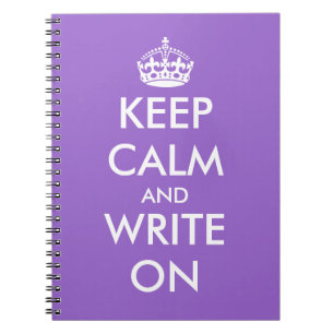 Houd rustig en schrijf over notebook notitieboek