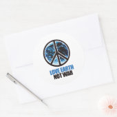 HOUD VAN DE AARDE, NIET VAN OORLOG RONDE STICKER (Envelop)