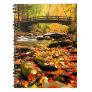 Houden Bridge en Creek in Herfst Notitieboek
