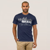 HOUDT MIJN BEER TERWIJL IK JE VRIENDIN KIEST T-SHIRT (Voorkant volledig)