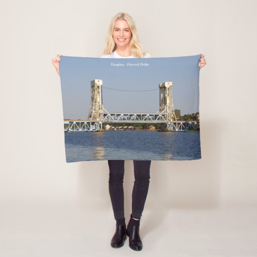 Houghton Hancock Bridge fleece deken (In situ)