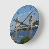 Houghton Hancock Bridge klok (Hoek)