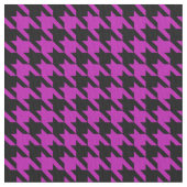 Houndstooth fuchsia and black stof (Close Up)