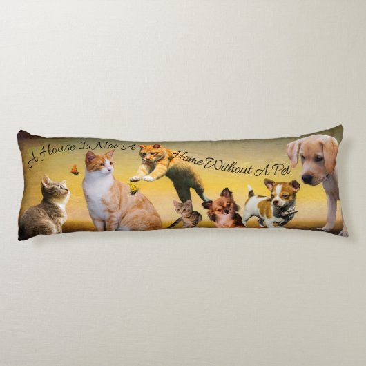 House and Home Pet Cats and Dogs Body Pillow Lichaamskussen (Achterkant)