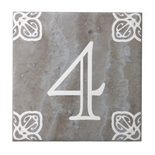 House Number - Spaans wit op kalksteen Tegeltje