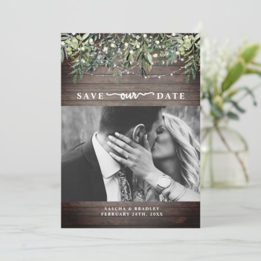 Hout Botanical String Lights Photo Wedding Save The Date (Staand voorkant)
