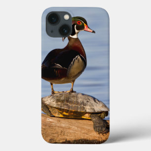 Hout eend mannetje staand op roodwangschildpad Case-Mate iPhone case