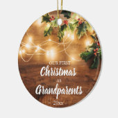 Hout en licht Eerste Kerstmis als grootouders Keramisch Ornament (Links)