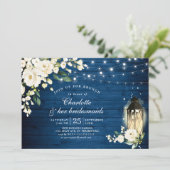 Hout en witte rozen Lantern Bridesmaids Brunch Kaart (Staand voorkant)