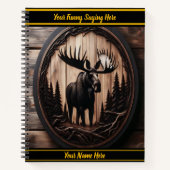 Hout-gesneden elanden in een bosrijke omgeving notitieboek (Voorkant)