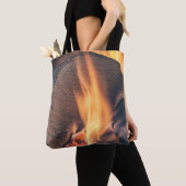 Hout in brand tote bag (Dichtbij)
