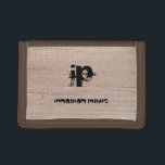 Hout Kijk Monogram Sjabloon Onderdruk Tekstnaam Drievoud Portemonnee<br><div class="desc">De Sjabloon van het hout de Verdrukte Naam van de Tekst van het Monogram Gevoelige Gepersonaliseerde Foto Wallet.</div>