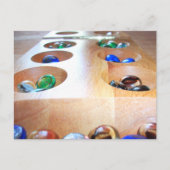 Hout Mancala board met kleurrijke glazen stenen Briefkaart (Voorkant)