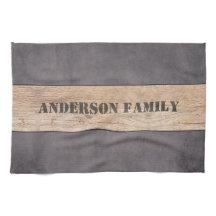 Hout op donkere achtergrond, familienaam