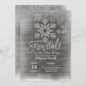 Hout sneeuwvlok is op weg naar baby shower kaart (Voorkant / Achterkant)