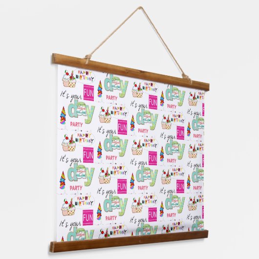 Hout Topped Muur Tapestry FUN Cupcake Verjaardag Hangend Wandkleed (Gebogen)