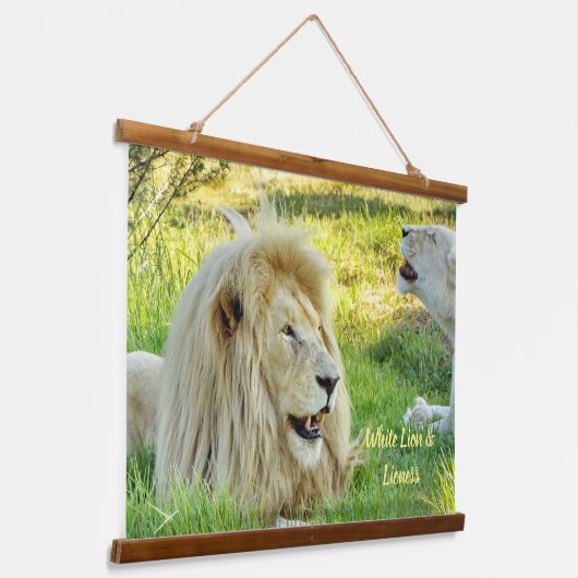 Hout Topped Wandtapijt Witte Leeuw & Leeuwin! Hangend Wandkleed (Gebogen)