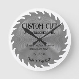 Houtbewerker timmerman zag Blade PubWall klok
