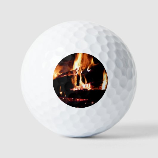 Houtblokken in de Haard Warm Vuur Fotografie Golfballen (Voorkant)