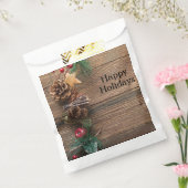 houten achtergrond met pijnbomen bedankzakje (Gezegeld)