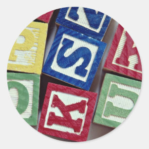 Houten blokken met alfabetten voor kinderen ronde sticker