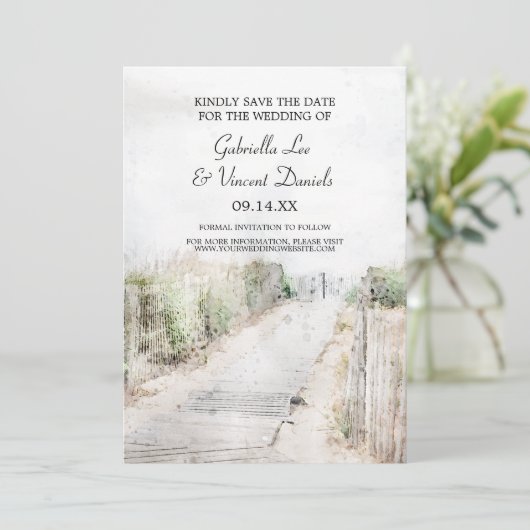 Houten Boardwalk to Beach Bruiloft Save the Date Kaart (Staand voorkant)