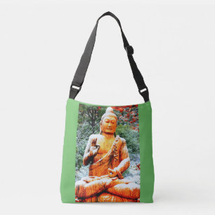 houten boeddha in sneeuw crossbody tas