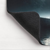 Houten boot op het maanverlichte meer muismat (Hoek)