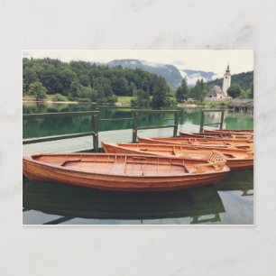 Houten boten in Bohinjmeer, Slovenië Briefkaart