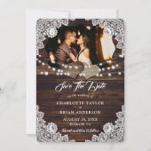 Houten Burlap Kant String Lights Trouwfoto Save The Date (Voorkant)