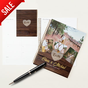 Houten Collage met Foto's van Verloofd Paar en Bru Planner