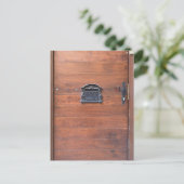 Houten deur met brievenbus briefkaart (Staand voorkant)