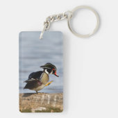 Houten eend op stam in wetland sleutelhanger (achterkant)