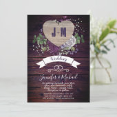 Houten Huwelijksuitnodiging Rustic Heart Paars Hou Kaart (Staand voorkant)