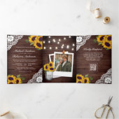 Houten Kant Sunflower Slingerlichten QR Code Bruil Drieluik Uitnodiging (Binnen)